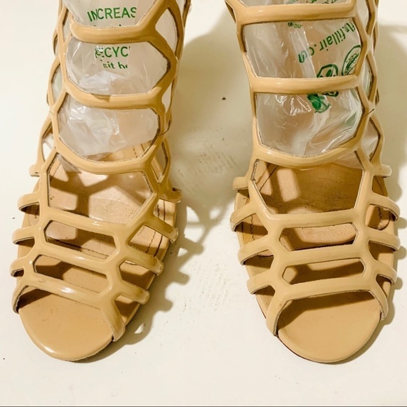 SCHUTZ•JULIANA CAGED HEEL NUDE size 5.5 - Picture 7 of 13